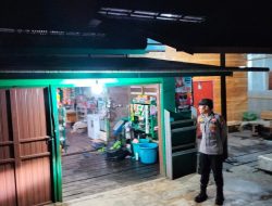 Piket Polsek Delang Patroli dan Sambang Ke Pedagang