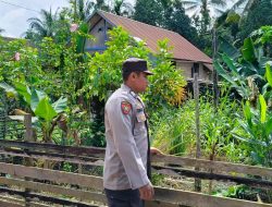 Mendukung Program Presiden Prabowo Subianto tentang ketahanan pangan, Bhabinkamtibmas ajak warga manfaatkan pekarangan rumahnya. 