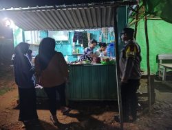 Piket Polsek Lamandau Silaturahmi Ke Pedagang