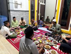 Bhabinkamtibmas Hadiri Syukuran dan Sampaikan Pesan Kamtibmas di Desa Binaan